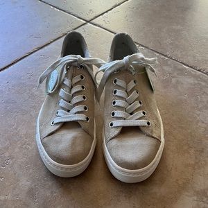 Paul Green New Madiline Tan Suede low top sneakers